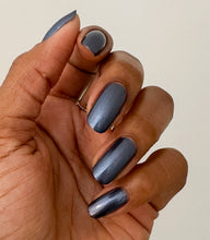 Charger l'image dans la galerie, Vernis à ongles ORLY Endless Night 0,6 fl oz