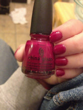 Charger l'image dans la galerie, China Glaze Polish SEDUCE ME 0.5oz