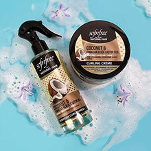 Charger l'image dans la galerie, Spray rafraîchissant quotidien pour boucles à l'huile de noix de coco et de ricin noir jamaïcain Sof n'free 240 ml