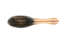 Charger l'image dans la galerie, Bass Brushes | Brosse double face pour animaux | Poils naturels et tige en alliage | Manche en bambou | Ovale | Finition rayée | Modèle A22-SB