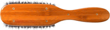 Charger l'image dans la galerie, Club pour hommes classiques (doux) Poils de sanglier Manche en bois clair ou en acrylique Brosses à basse douce (1 brosse)