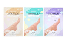 Charger l'image dans la galerie, Lot de chaussettes AvryBeauty au beurre de karité, camomille et lavande (3 pièces)