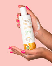 Charger l'image dans la galerie, Shampooing réparateur hydratant à l'huile d'argan One 'n Only 350 ml
