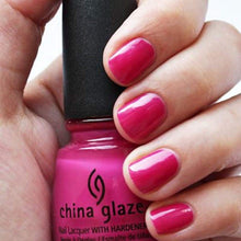Charger l'image dans la galerie, China Glaze Polish MAKE AN ENTRANCE 0.5oz
