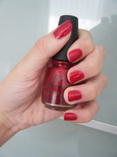 Charger l'image dans la galerie, China Glaze Polish RUBY PUMPS 0.5oz
