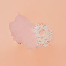 Load image into Gallery viewer, Voesh Shower Empower Duo, Shower Filter &amp; Sugar Scrub, Blossom Bliss

