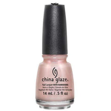 Charger l'image dans la galerie, China Glaze Nail Lacquer, Temptation Carnation 0.5 fl oz
