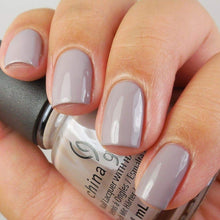 Charger l'image dans la galerie, China Glaze Polish HEAD TO TAUPE  0.5oz
