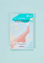 Charger l&#39;image dans la galerie, Chaussettes au karité AvryBeauty avec camomille, 1 ct.
