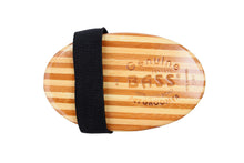 Charger l&#39;image dans la galerie, Bass Brushes 100 % poils de sanglier pour toilettage d&#39;animaux de compagnie, manche en bambou style paume
