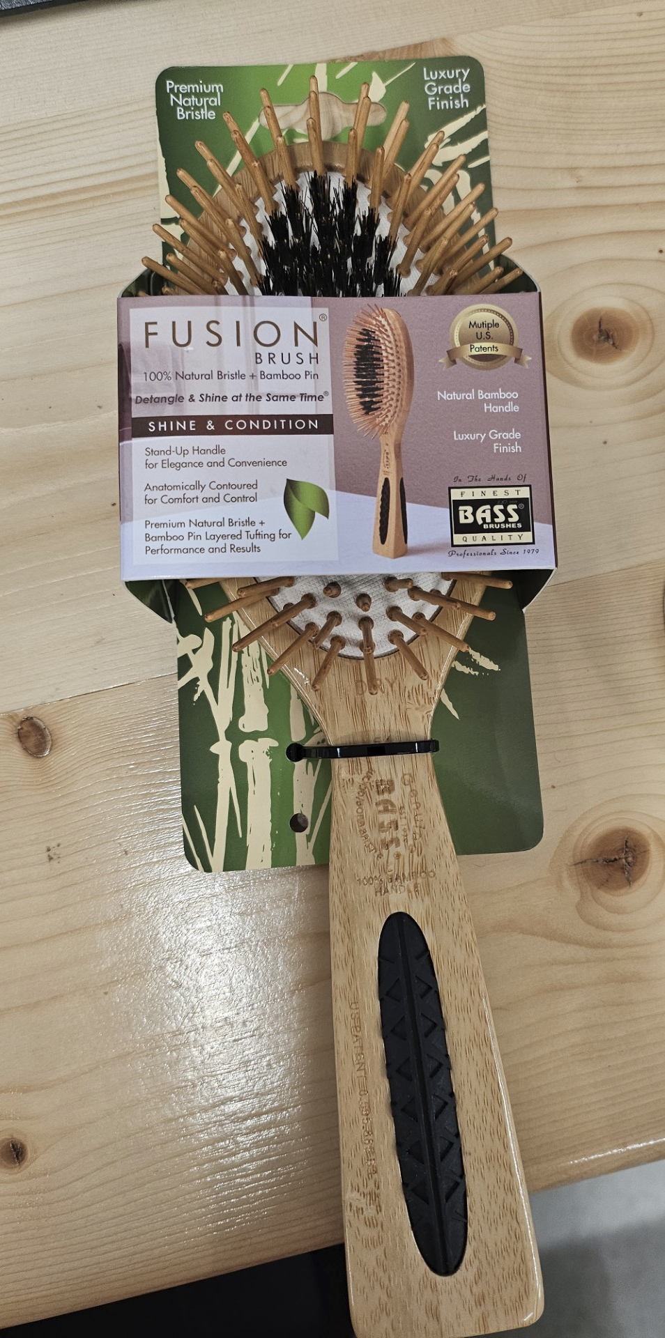 Brosse - Grand coussin ovale en poils de sanglier / nylon, manche en bois, Bass Brushes 1 par Bass Brushes
